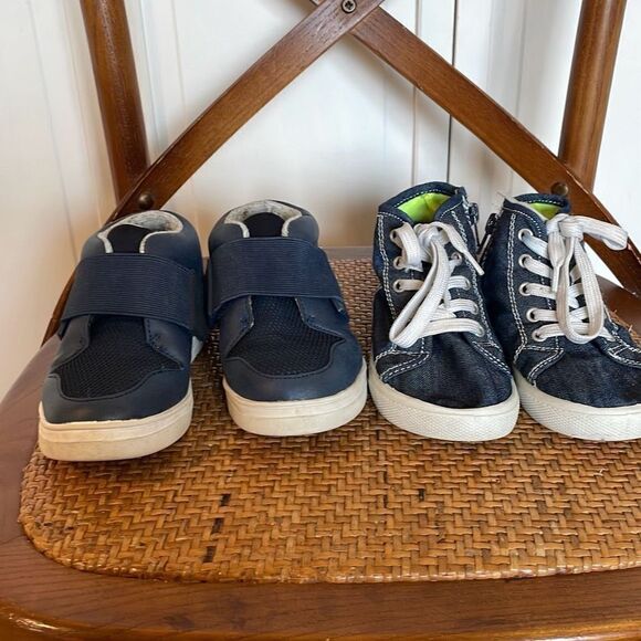 Boys size 11 sneaker bundle Cat & Jack Carter’s - Picture 3 of 11